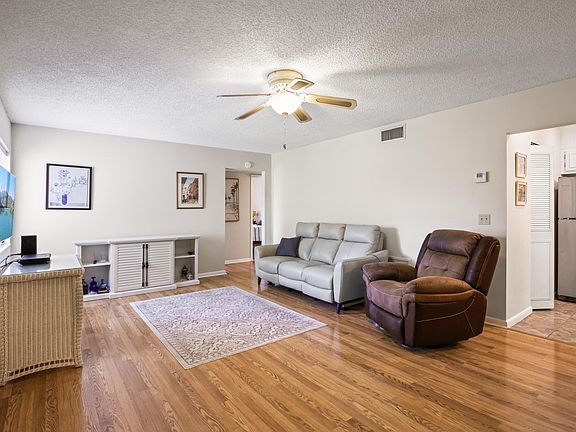 3rd image of 321 Pine Ridge Circle #C-2