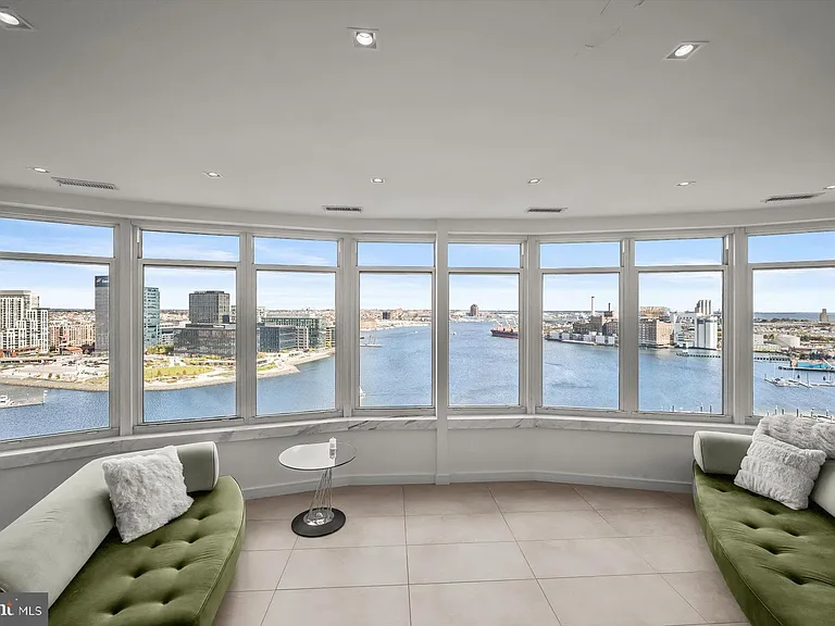 100 Harborview Dr #1901 — Photo 68