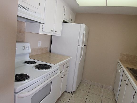 5th image of 3706 Broadway APT 30