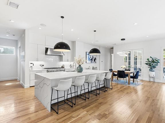 5th image of 3867 Van Ness Ln