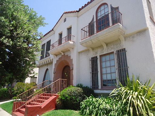 1st image of 328 1/2 N Curson Ave