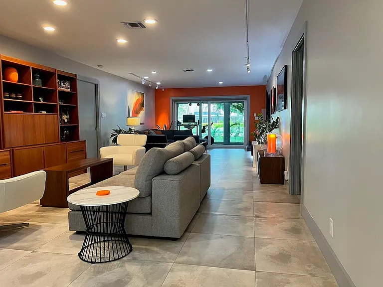 4021 N Cypress Dr — Photo 17