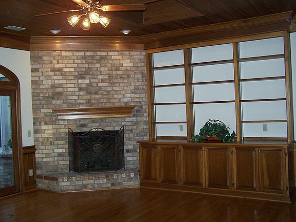 2nd image of 3032 Bridlewood Trl
