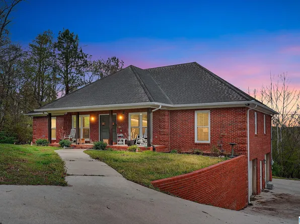 135 Kingsley Rd, Alabaster, AL 35007