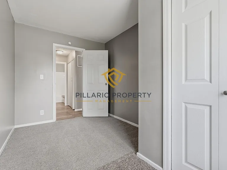 8315 Roy Rd — Photo 17