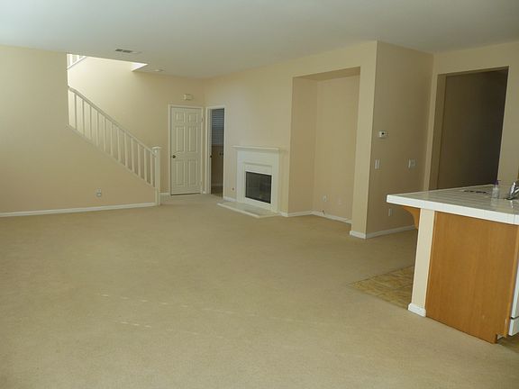 5th image of 1422 Gabriella Ct