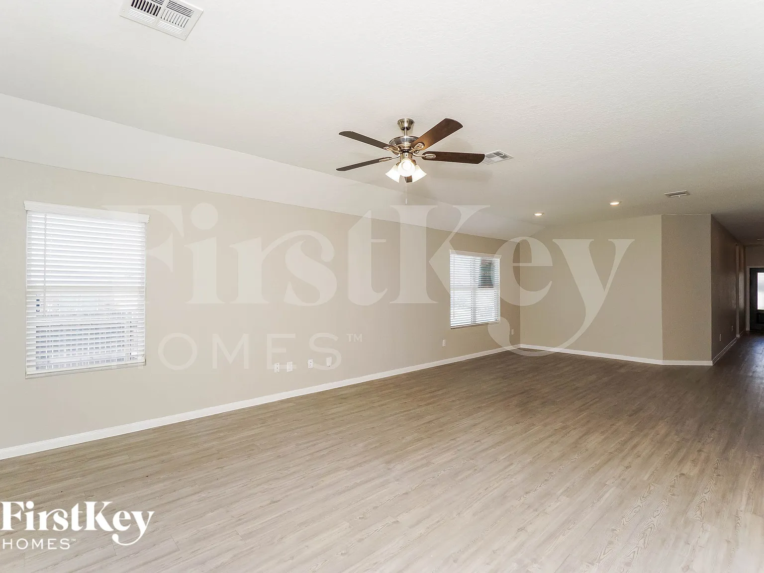 4 bed, 3.0 bath, 2148 sqft, $1,820 — Photo 4