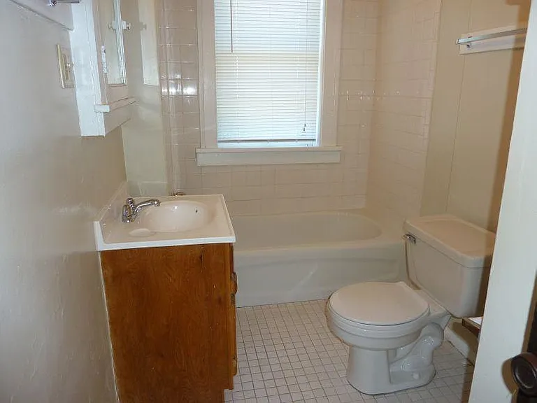6461 Alamo Ave — Photo 8