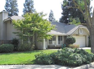 1321 E La France Dr, Fresno, CA 93720