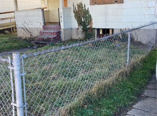 151 8th St, Dunbar, WV 25064