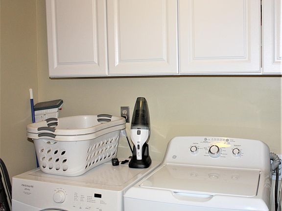 3rd image of 1112 E 2700 S APT C19