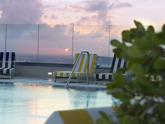 4th image of 1300 S Miami Ave #4005