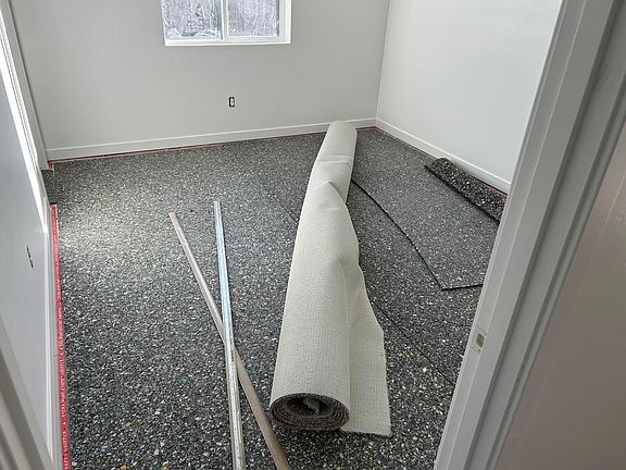 5th image of 1675 N Plateau Ave