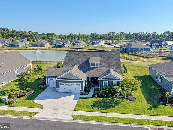 3rd image of 15272 Crape Myrtle Rd