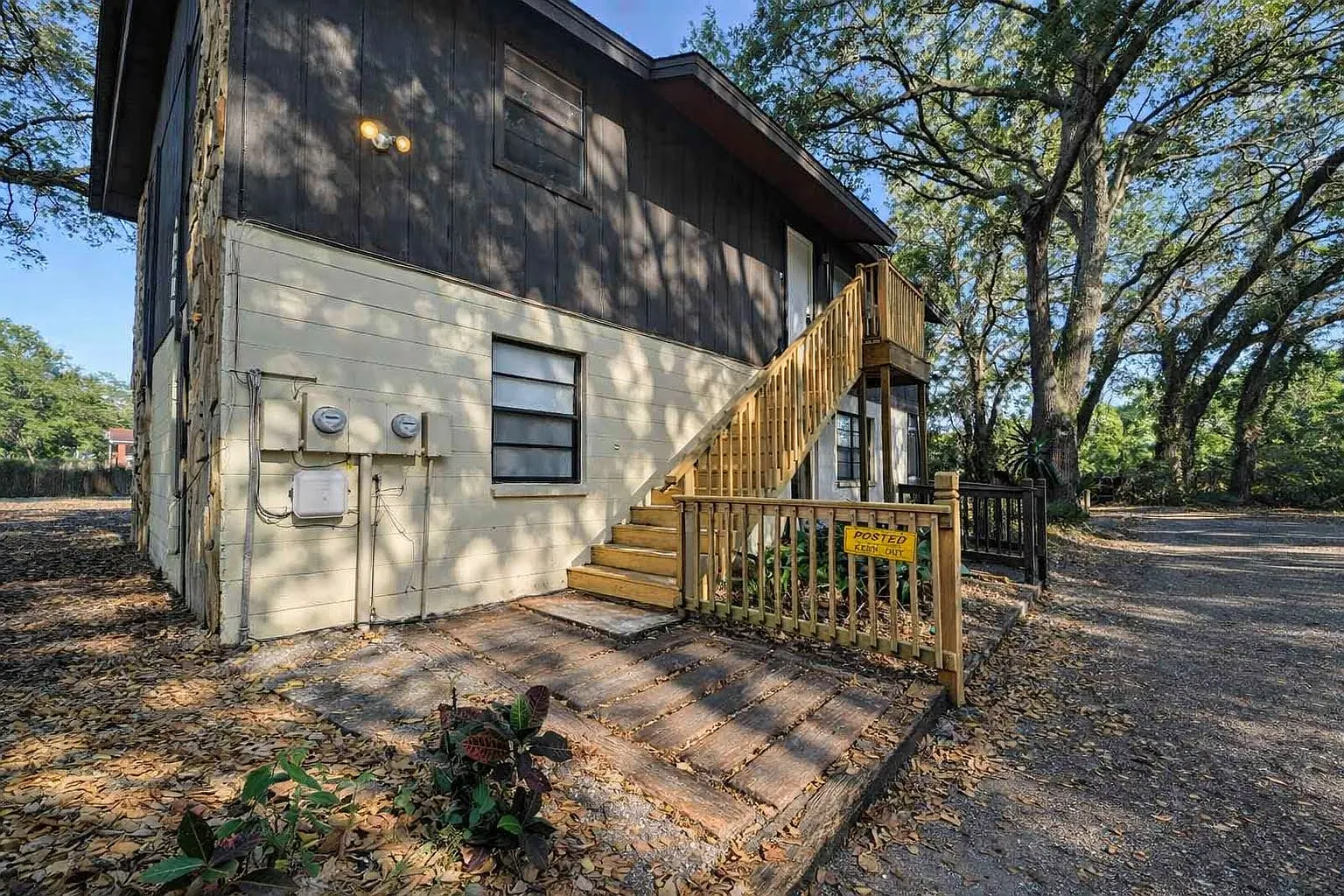 2 bed, 1174 sqft, $1,575 — Photo 3
