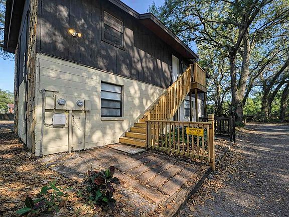 2nd image of 11511 Grove Ln