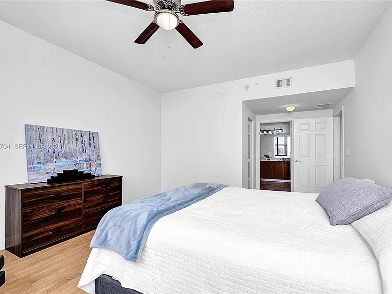 888 S Douglas Rd #910 — Photo 13