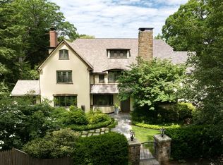 10 Spooner Rd, Brookline, MA 02467