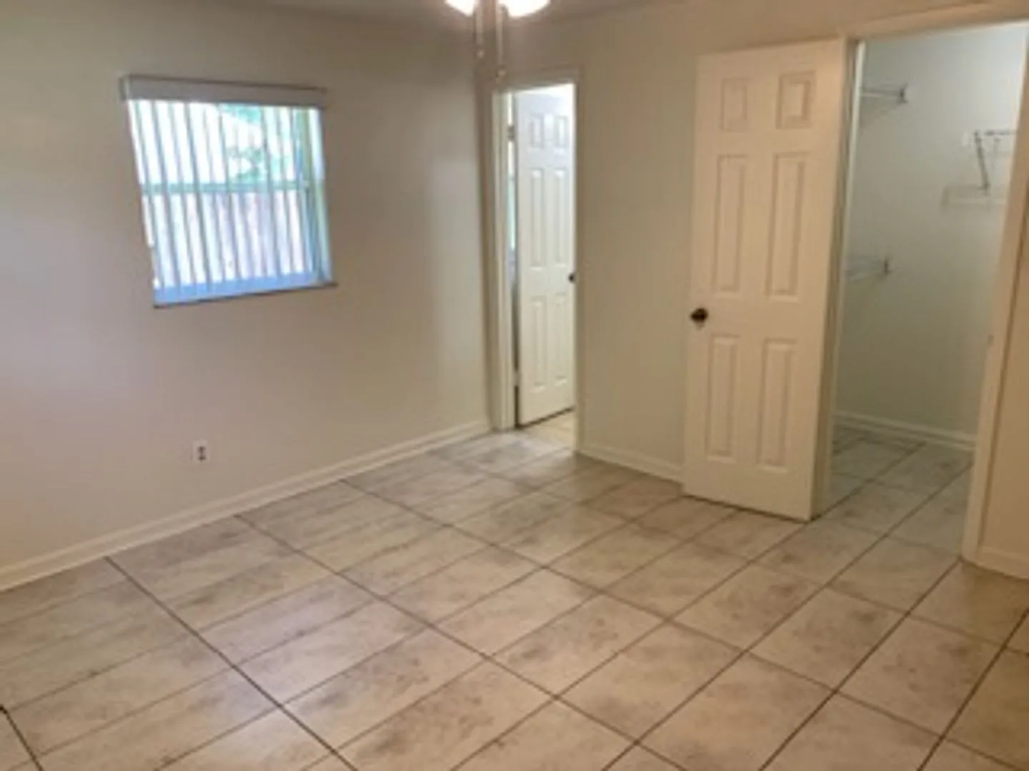 Spacious 4BD/2BA Sanford Gem Room to Grow Near Historic Downtown! — Photo 4