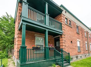 194 Augusta St, Ottawa, ON K1N 8C3