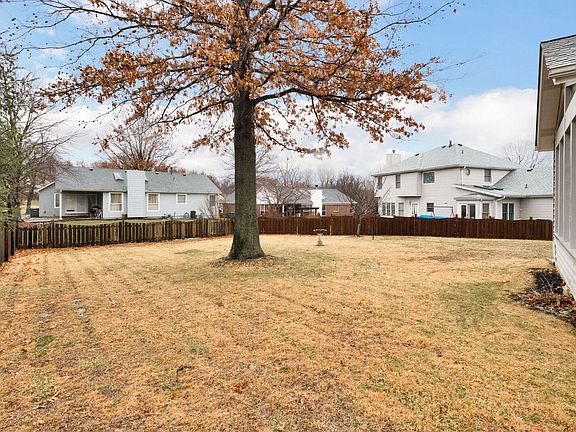 3rd image of 2125 Lehne Ct