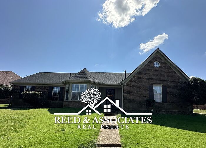 1st image of 6727 Ross Manor Dr