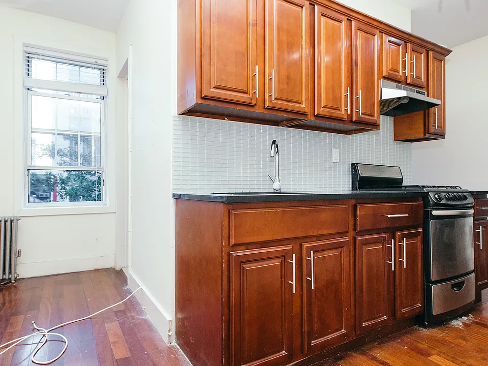 117 S 4th St #14