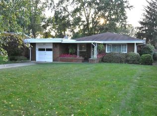 345 Overlook Blvd, Struthers, OH 44471