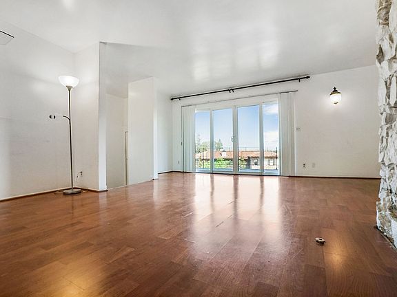 5th image of 13936 Valley Vista Blvd