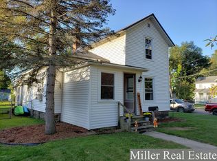438 W Mill St, Hastings, MI 49058