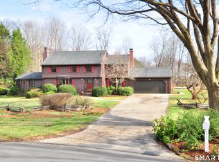 14 North Drive, Simsbury, CT 06070
