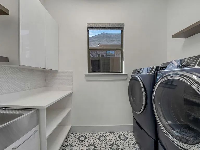 1256 Timber Ln — Photo 25