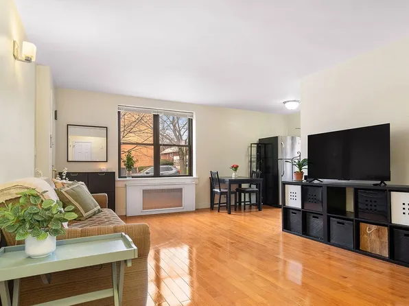 36-07 171st St #35, Flushing, NY 11358