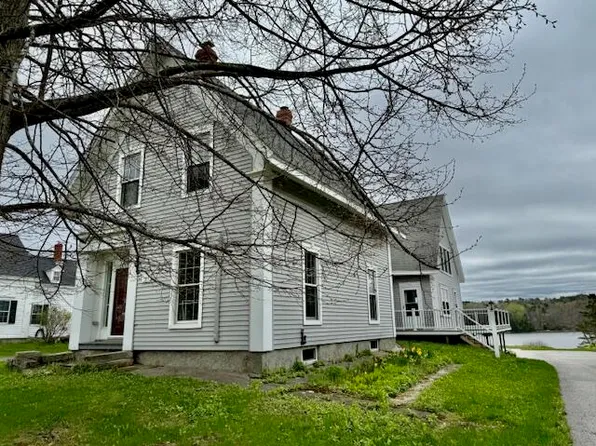 751 N North Main Street, Winterport, ME 04496