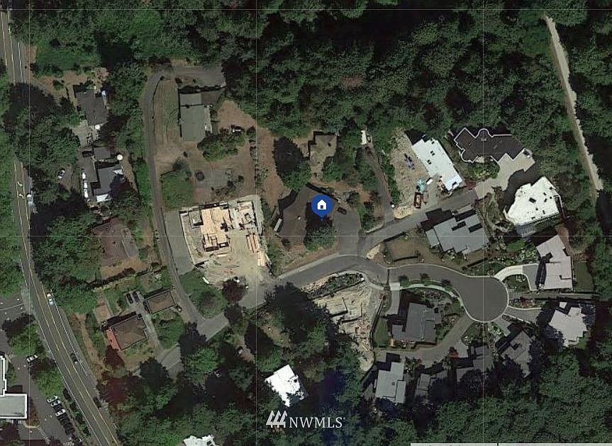 1st image of 10414 NE 43rd Street