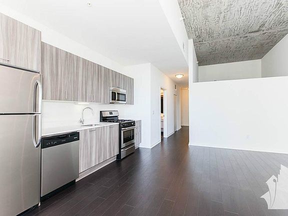 3rd image of 1345 S Wabash Ave #6OH1