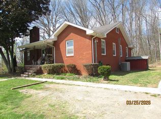 743 Hunter Rd, Hayesville, NC 28904