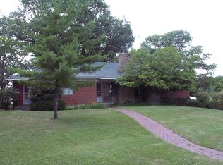 2625 Silver Lake Rd, Waterford, MI 48328