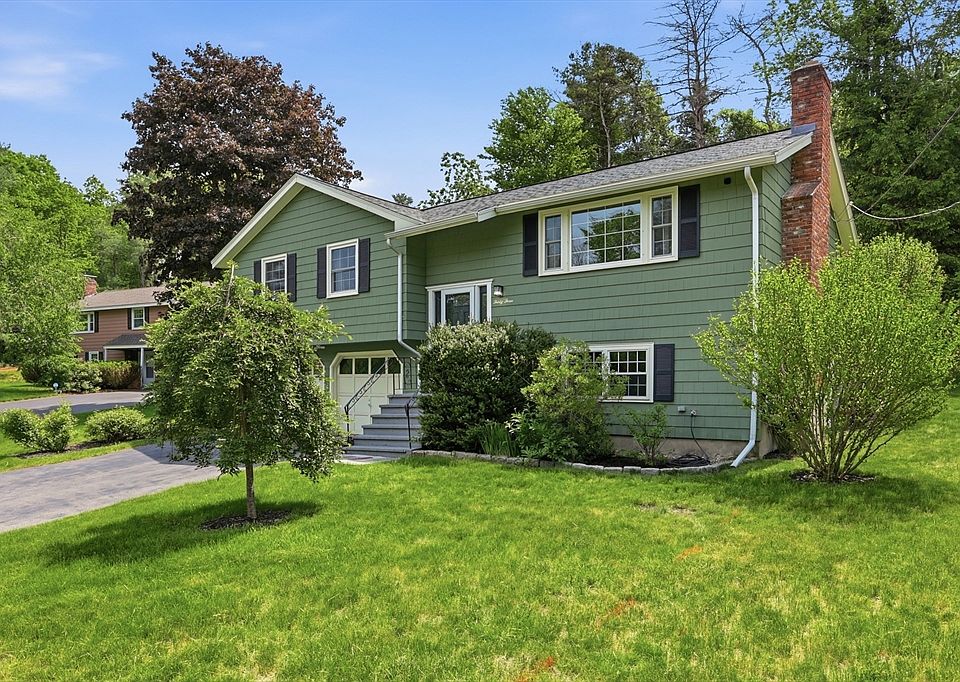 2nd image of 33 Simon Willard Rd