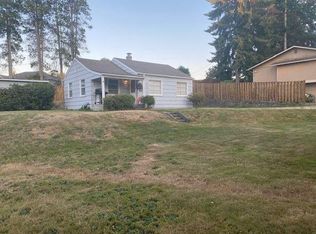 129 SW 164th Pl, Normandy Park, WA 98166