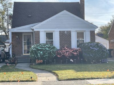 6038 Grandville Ave, Detroit, MI, 48228