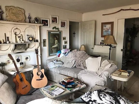 4th image of 11304 County Road 493 #1