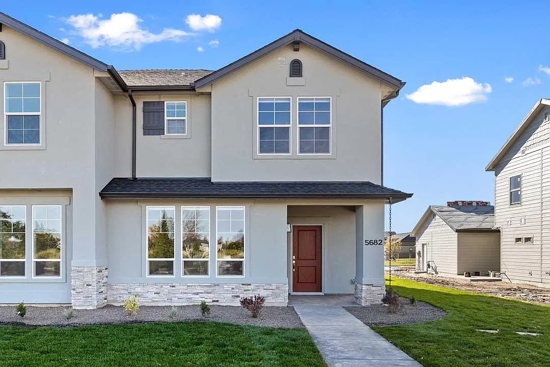 3 bed, 2.5 bath, 1651 sqft, $2,575 — Photo 3