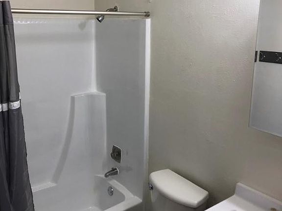 2nd image of 4566 Governors Dr APT 2