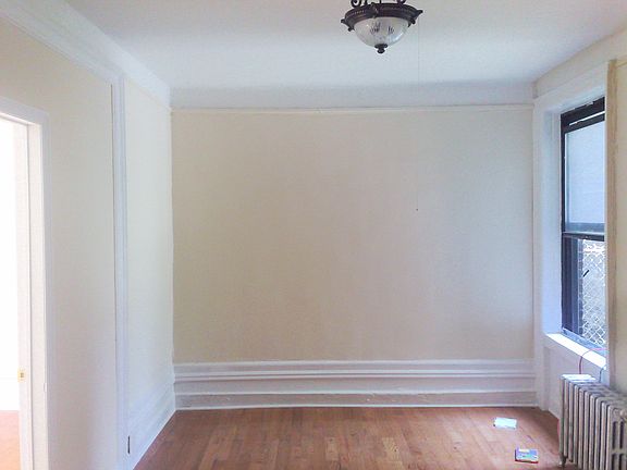 2nd image of 467 W 159th St APT 3