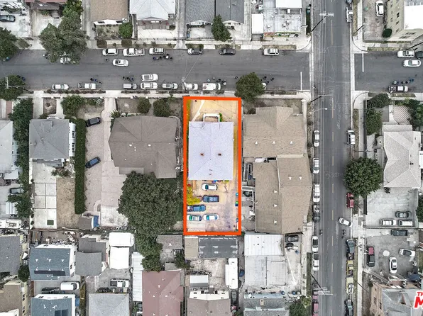 182 E 35th St, Los Angeles, CA 90011