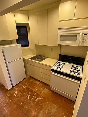 Rented by MOTION New York | media 9