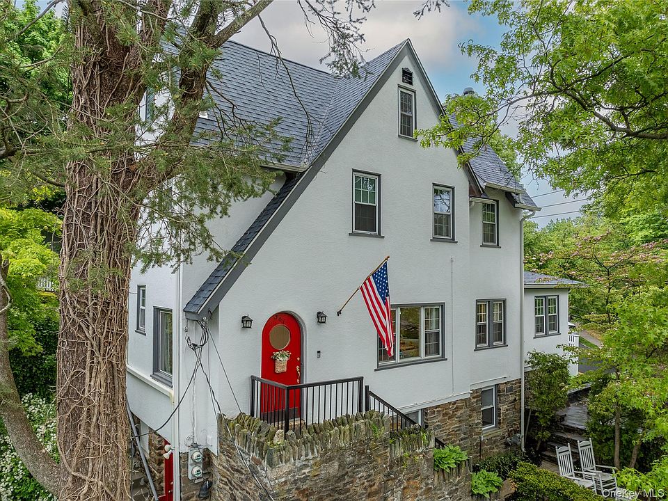1st image of 301 Bronxville Road