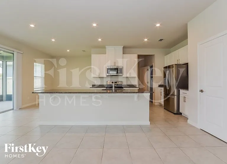 3598 Lazy River Ter — Photo 5