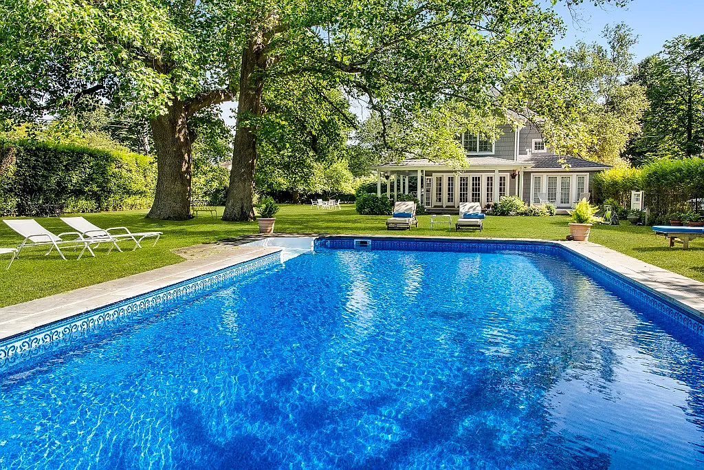 Gorgeously Renovated Southampton Village Home! — Photo 2